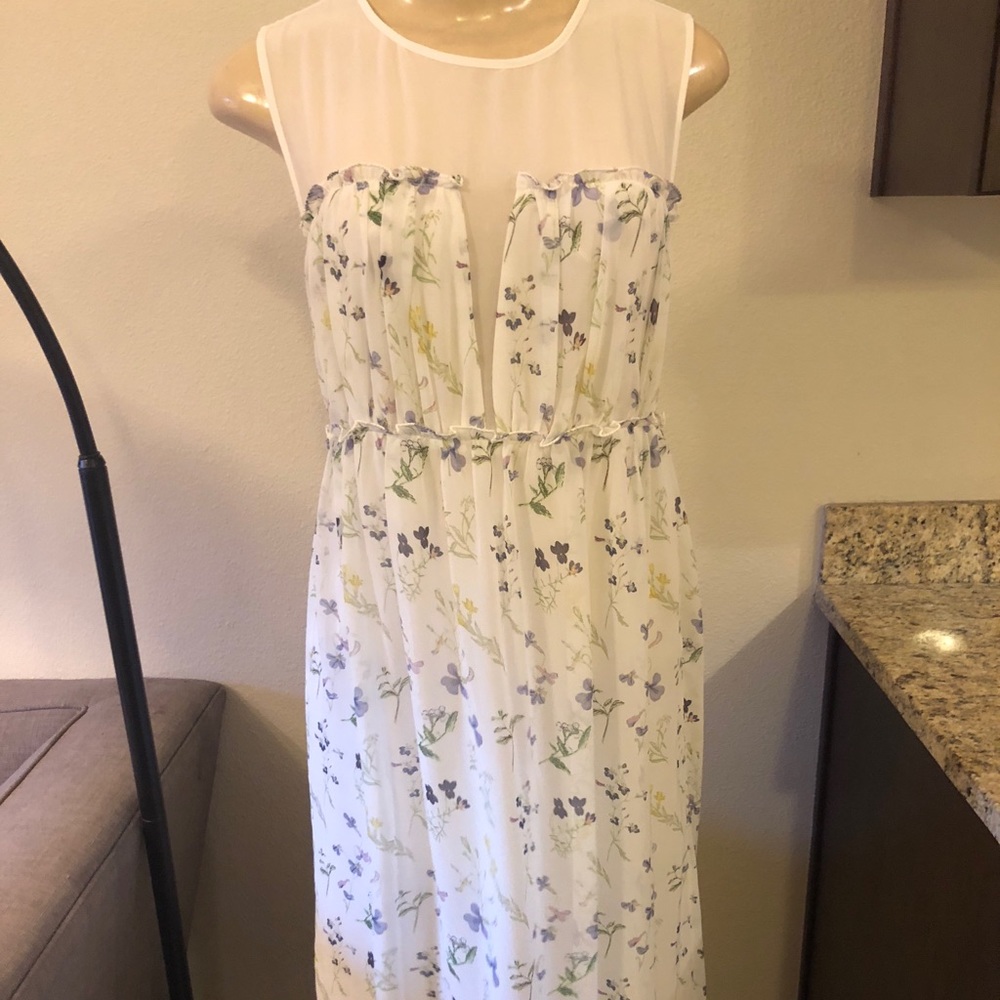 Max Studio sleeveless dress